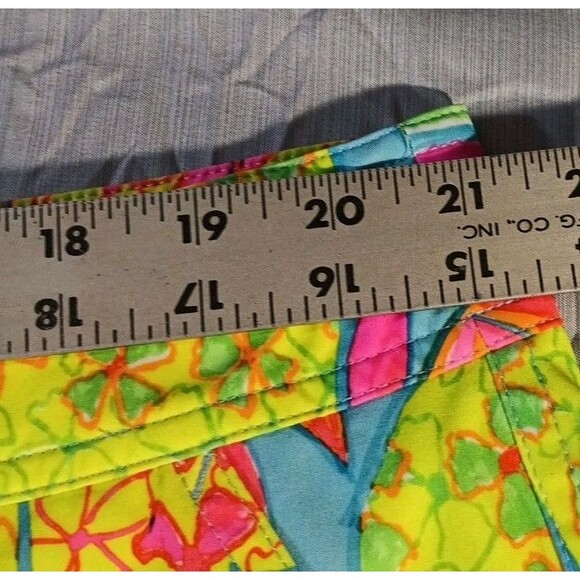 Chubbies Shorts Men Size 2XL The Hooligans Neon Pineapple Mesh Lined Swim Trunks - Picture 5 of 5